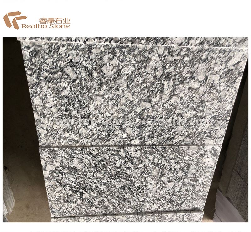Spray White Granite Tiles