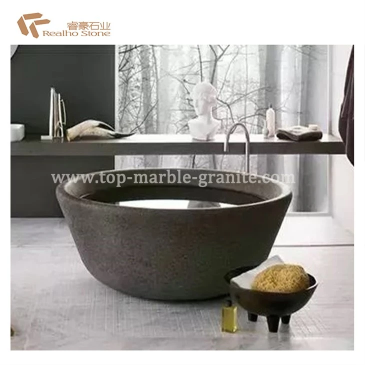 Bañera de piedra
