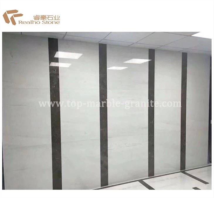 white marble tile bathroom floor