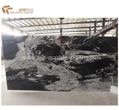 Hermosa fantasía losas de piedra pulida río granito negro para la encimera del baño de la cocina