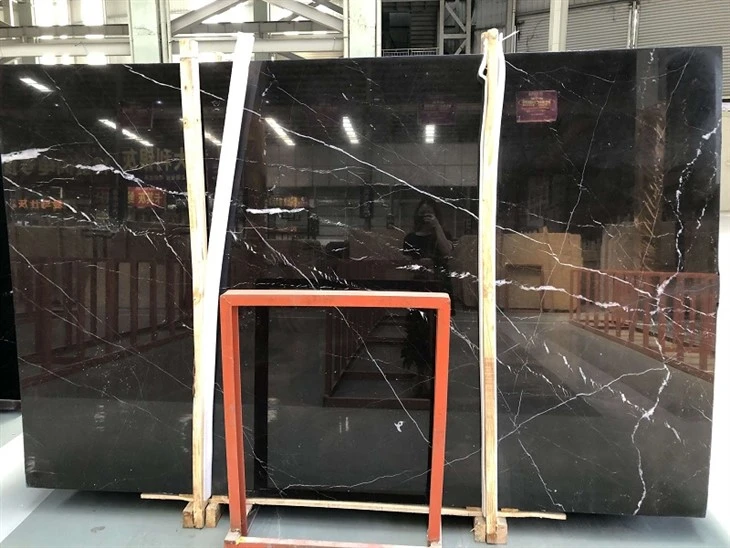 Losa de mármol negro Marquina