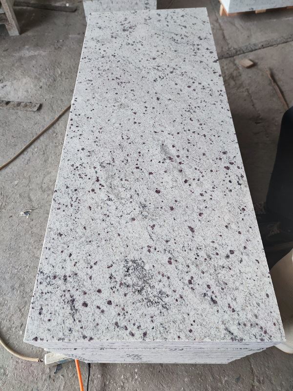 Granito rosa blanco
