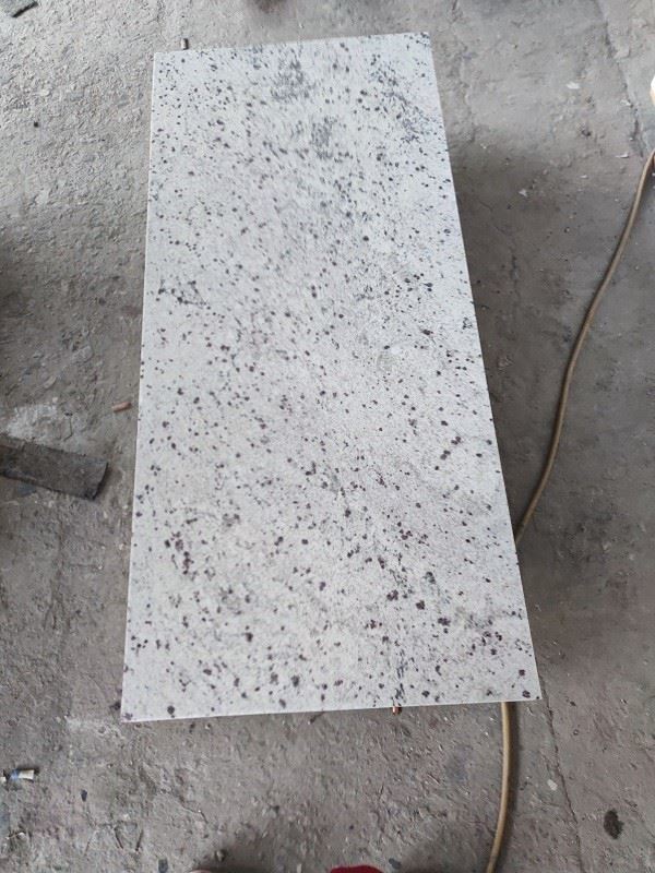 white granite tiles